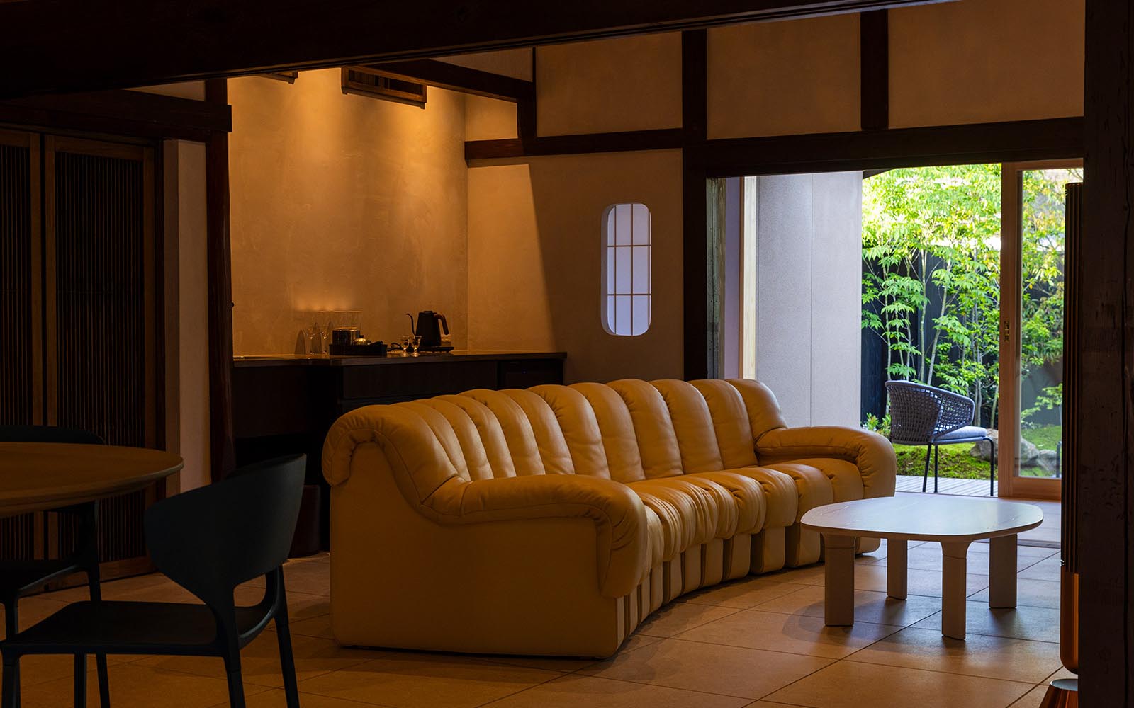 別邸とと 1F リビングルーム